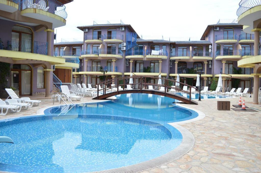 Гардън Бийч - Недялкови Sozopol Bagian luar foto
