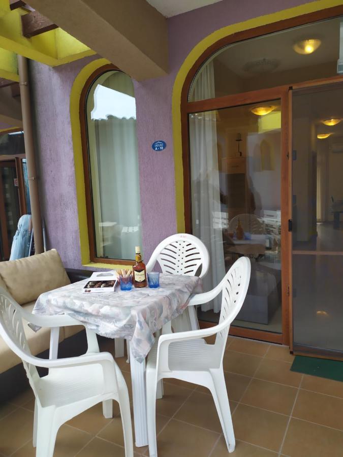 Гардън Бийч - Недялкови Sozopol Bagian luar foto